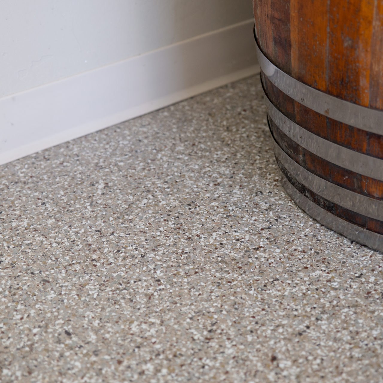 Creekbed (FB-716) flake garage floor installed in a home garage