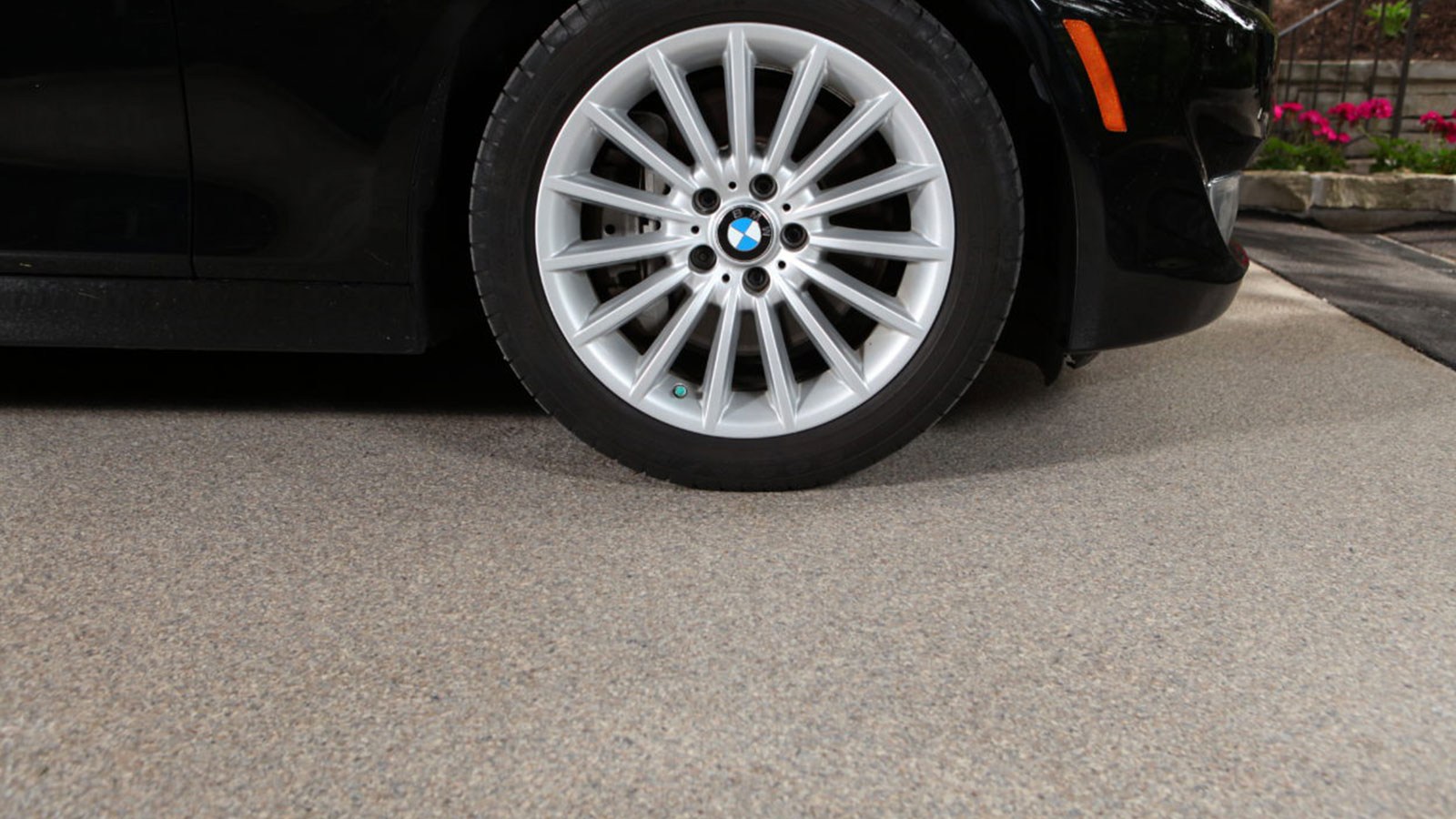 Pumice (F9303) flake garage floor installed in a home garage