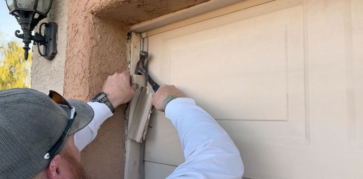 removing-garage-door-trim